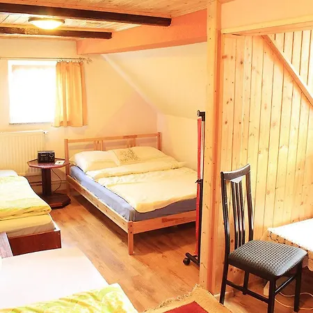 Gosciniec Saba 홈스테이 지엘레니에츠