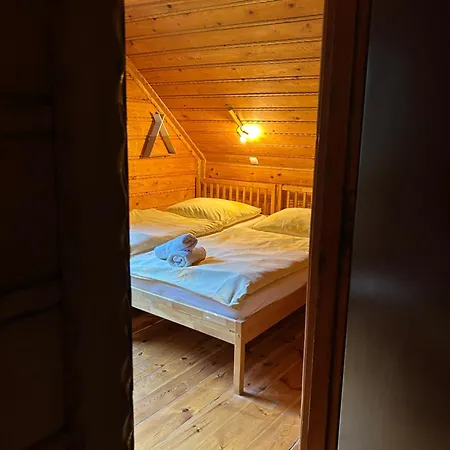 Gosciniec Saba *
